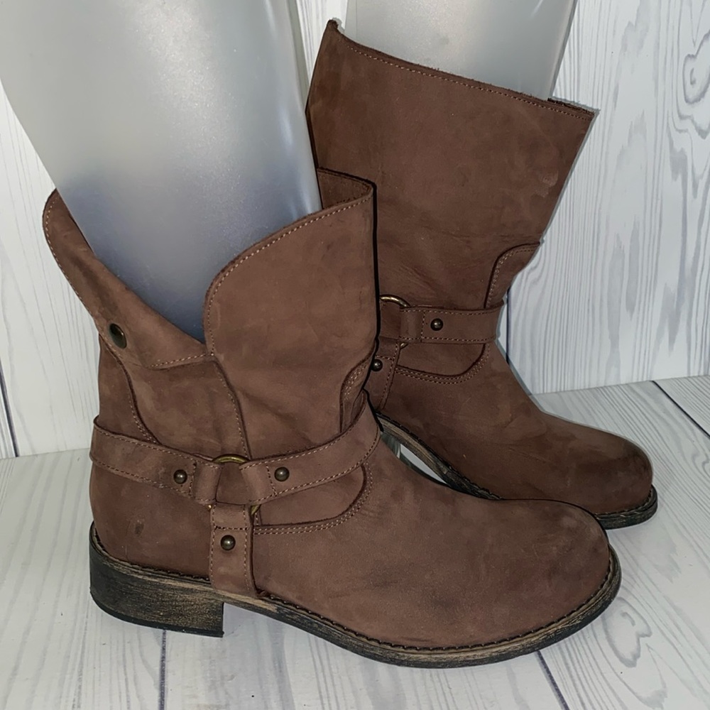 Sundance Harness Boots